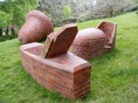 20110810100441_clopot_rindea_papuc de caramida.jpg